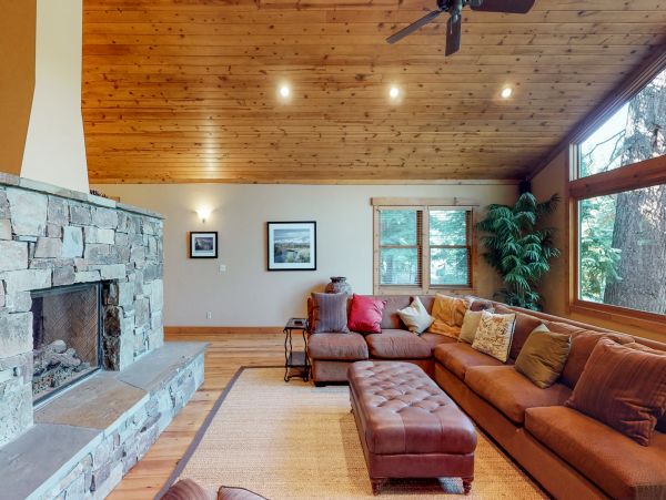 Lake Tahoe North Shore Home 978893