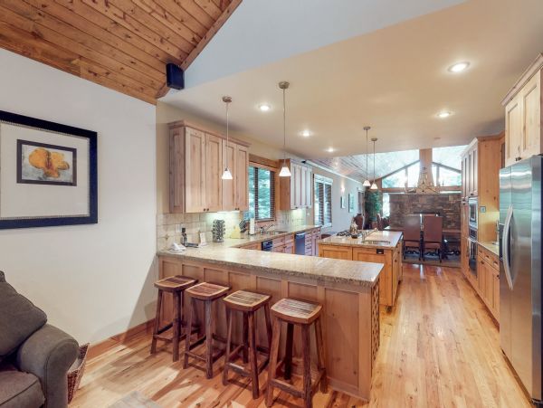 Lake Tahoe North Shore Home 978893