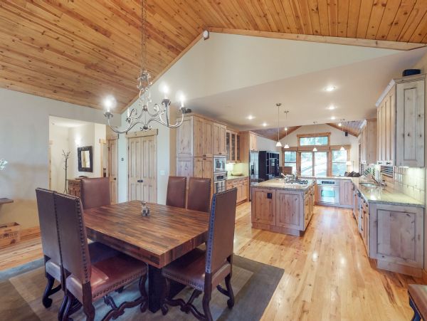 Lake Tahoe North Shore Home 978893