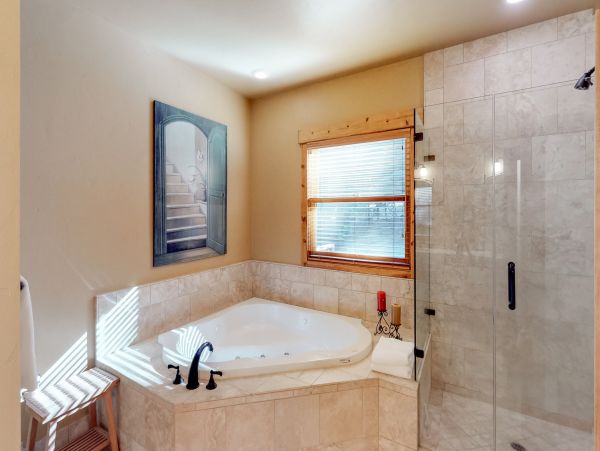 Lake Tahoe North Shore Home 978893