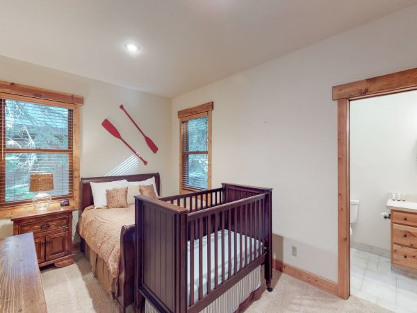 Lake Tahoe North Shore Home 978893