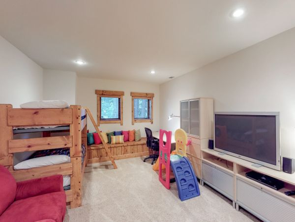Lake Tahoe North Shore Home 978893