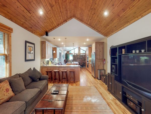 Lake Tahoe North Shore Home 978893