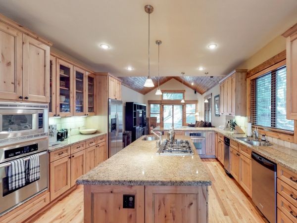 Lake Tahoe North Shore Home 978893