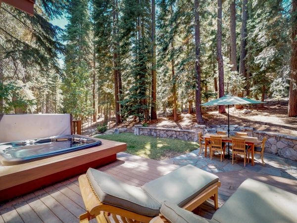 Lake Tahoe North Shore Home 978893