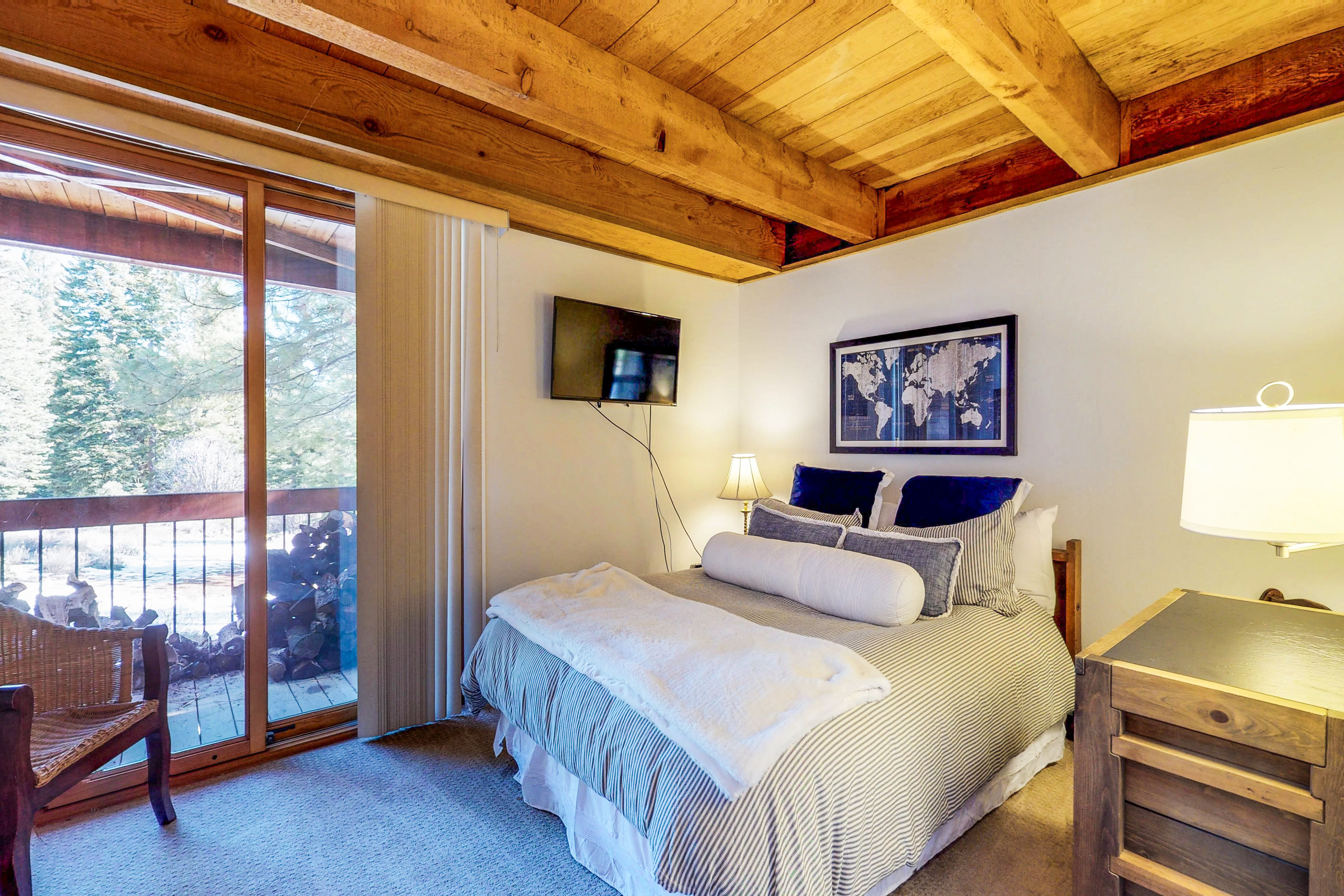 Lake Tahoe North Shore Home 978894