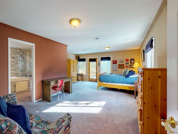Lake Tahoe North Shore Home 978895