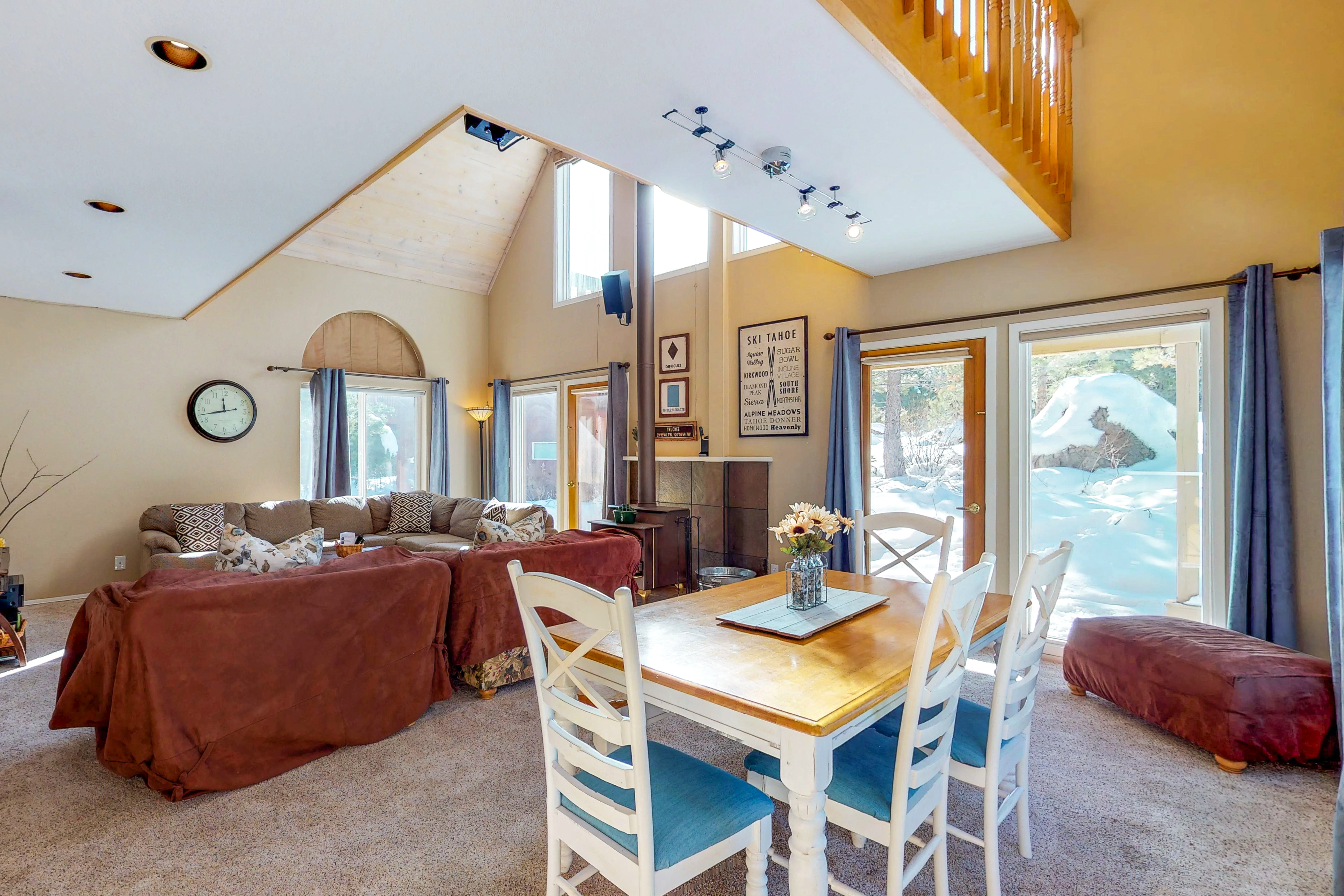 Lake Tahoe North Shore Home 978895