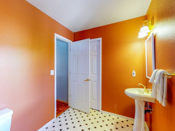 Lake Tahoe North Shore Home 978895