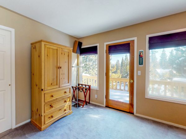 Lake Tahoe North Shore Home 978895