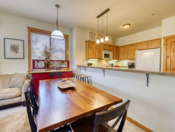 Lake Tahoe North Shore Home 978896