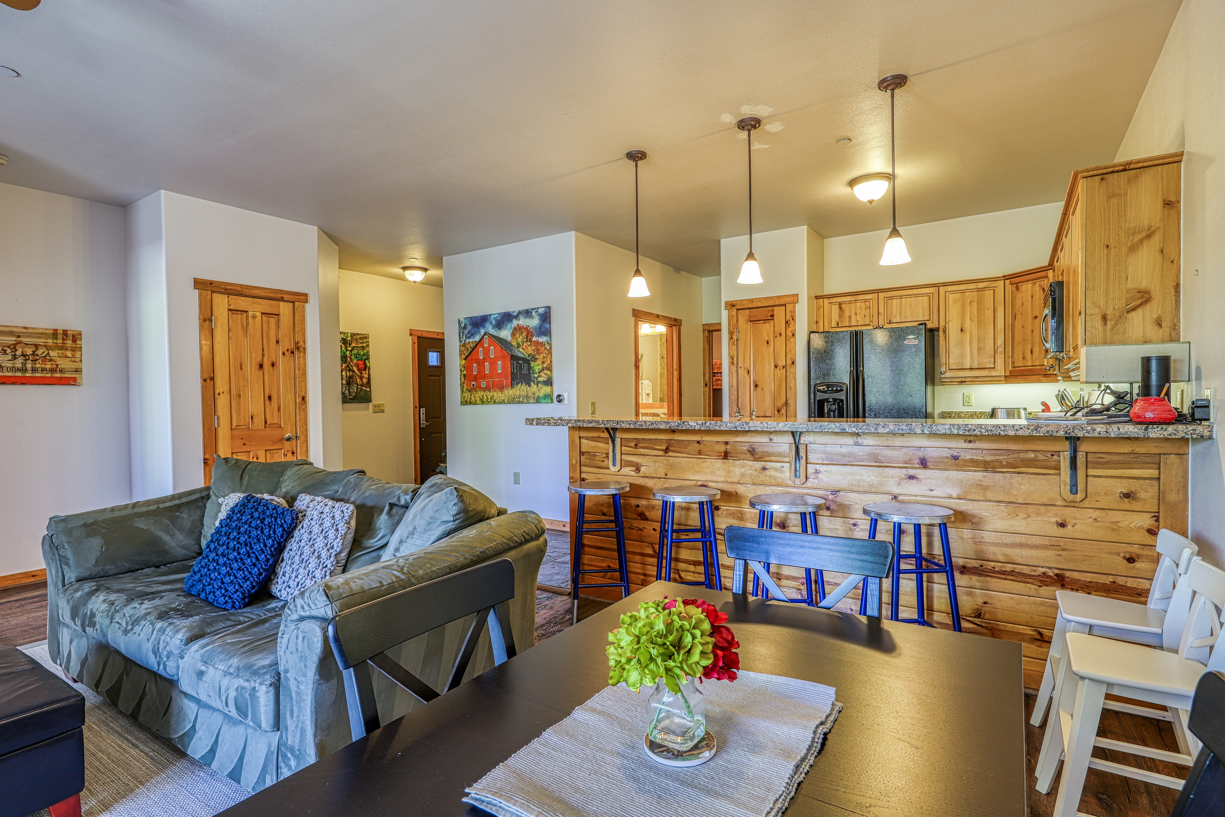 Lake Tahoe North Shore Home 978897