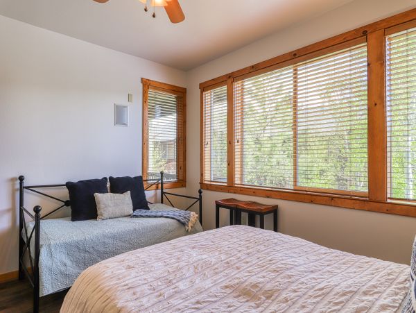 Lake Tahoe North Shore Home 978897