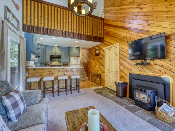 Lake Tahoe North Shore Home 978898
