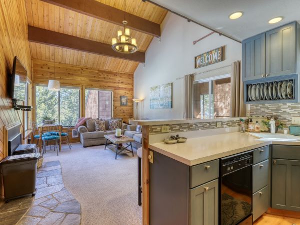 Lake Tahoe North Shore Home 978898