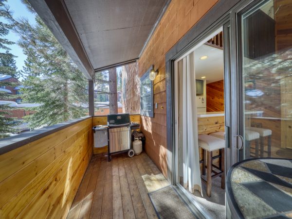 Lake Tahoe North Shore Home 978898