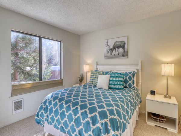 Lake Tahoe North Shore Home 978898