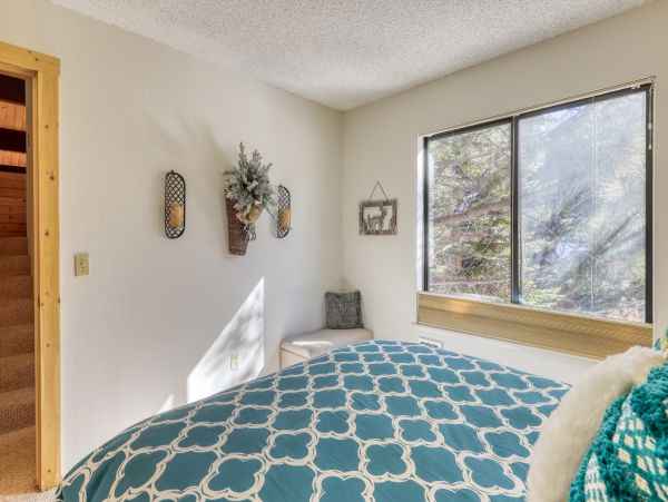 Lake Tahoe North Shore Home 978898