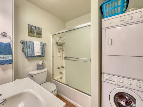 Lake Tahoe North Shore Home 978898
