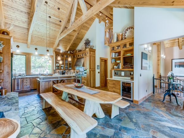 Lake Tahoe North Shore Home 978899