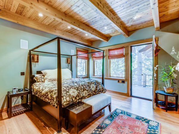 Lake Tahoe North Shore Home 978899
