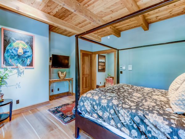 Lake Tahoe North Shore Home 978899