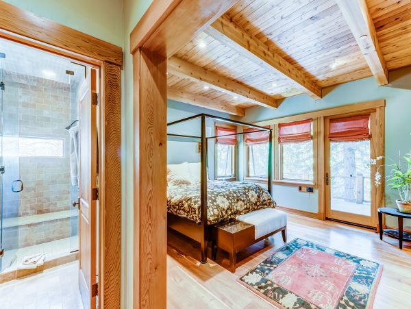 Lake Tahoe North Shore Home 978899