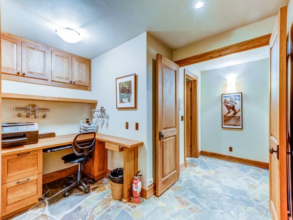Lake Tahoe North Shore Home 978899