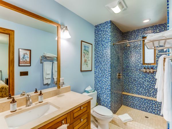 Lake Tahoe North Shore Home 978899