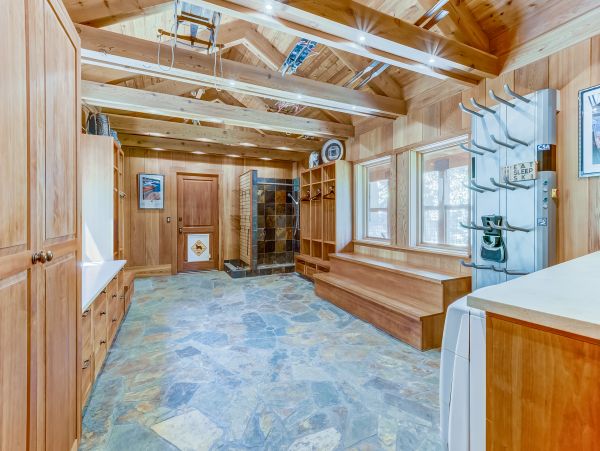 Lake Tahoe North Shore Home 978899