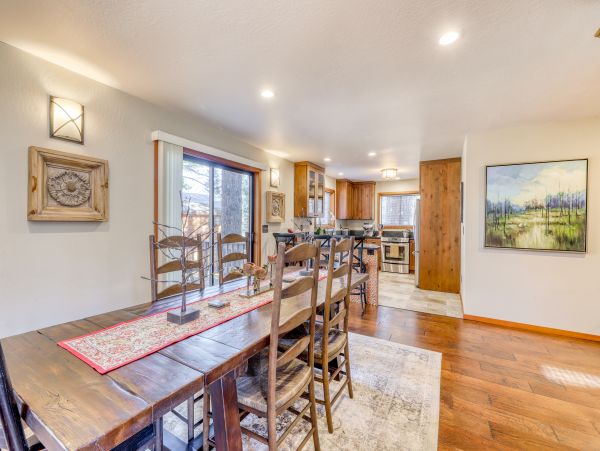 Lake Tahoe North Shore Home 978900