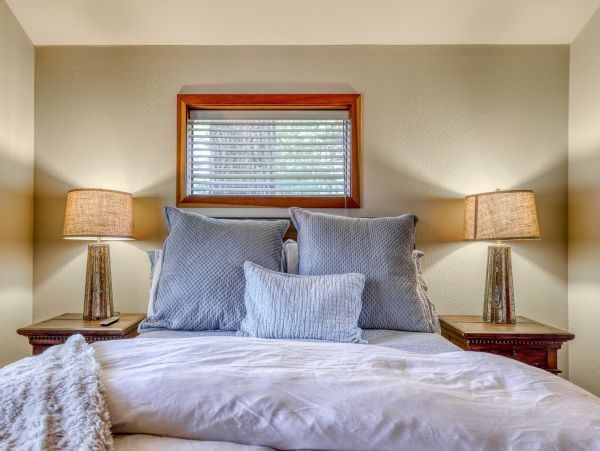 Lake Tahoe North Shore Home 978900