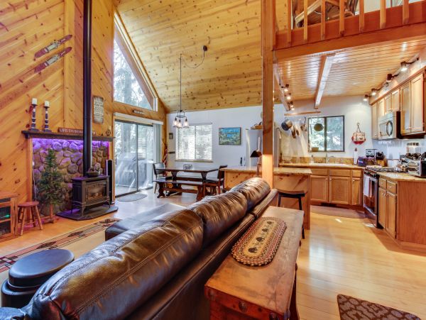 Lake Tahoe North Shore Home 978901