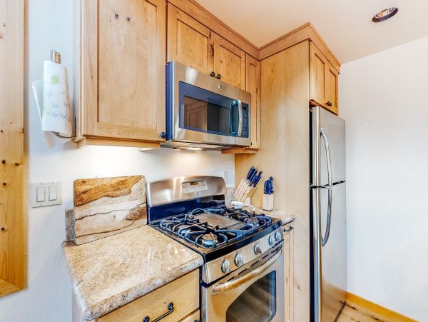 Lake Tahoe North Shore Home 978902