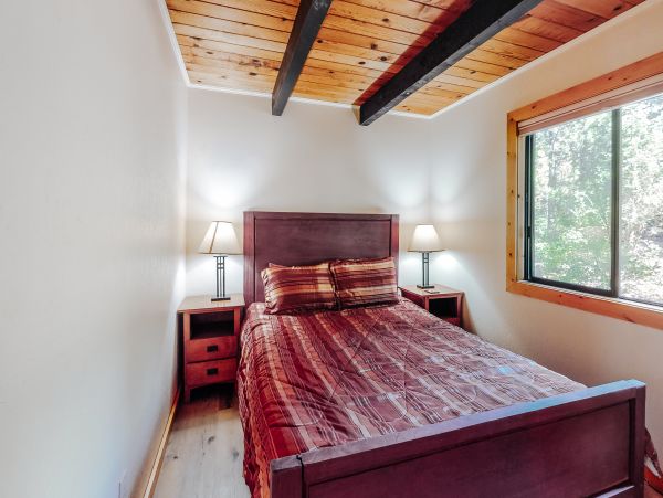Lake Tahoe North Shore Home 978902