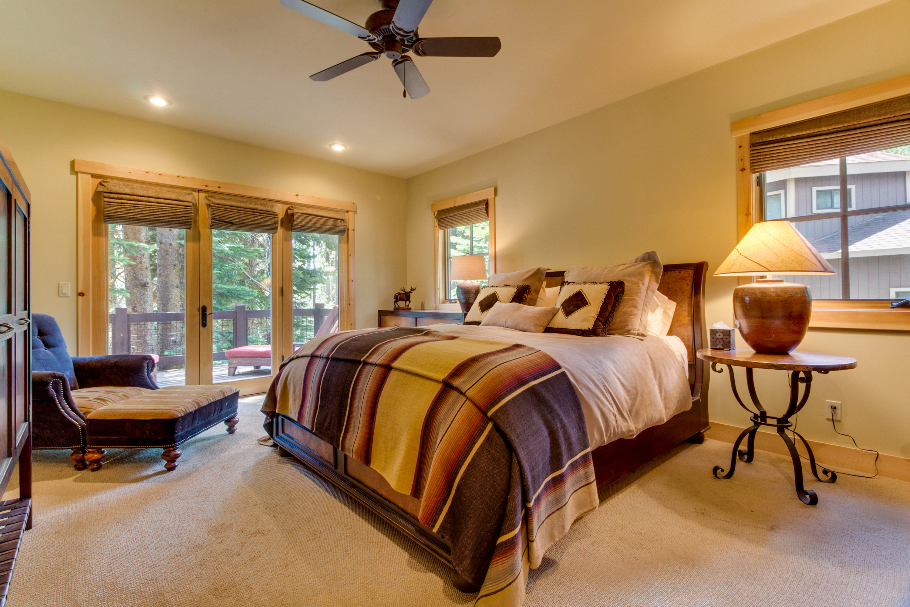 Lake Tahoe North Shore Home 978903