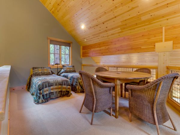 Lake Tahoe North Shore Home 978903