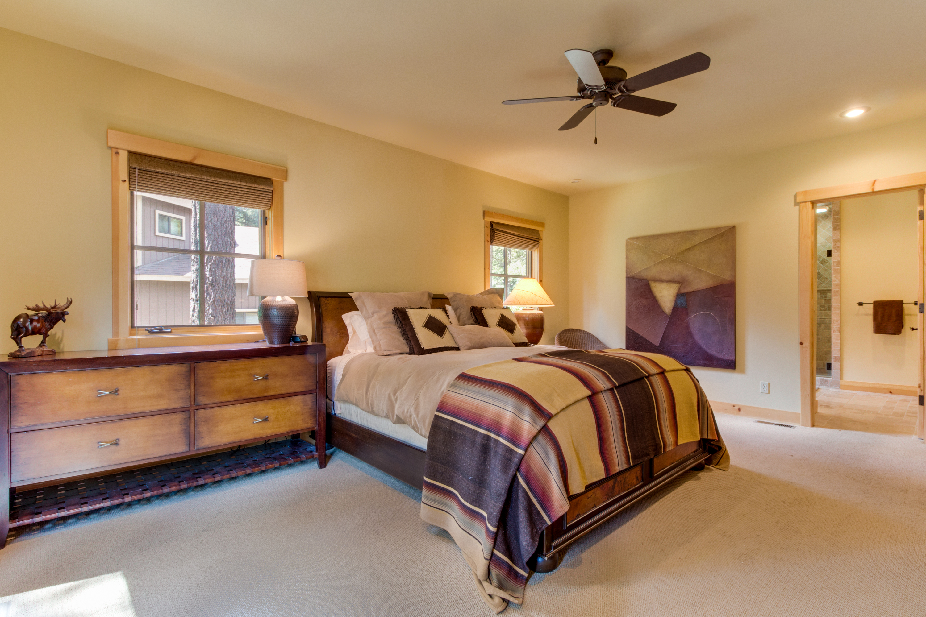 Lake Tahoe North Shore Home 978903