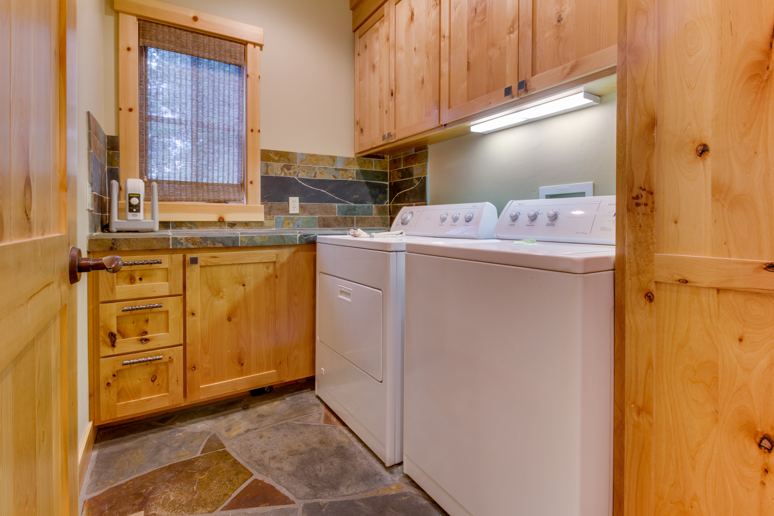 Lake Tahoe North Shore Home 978903
