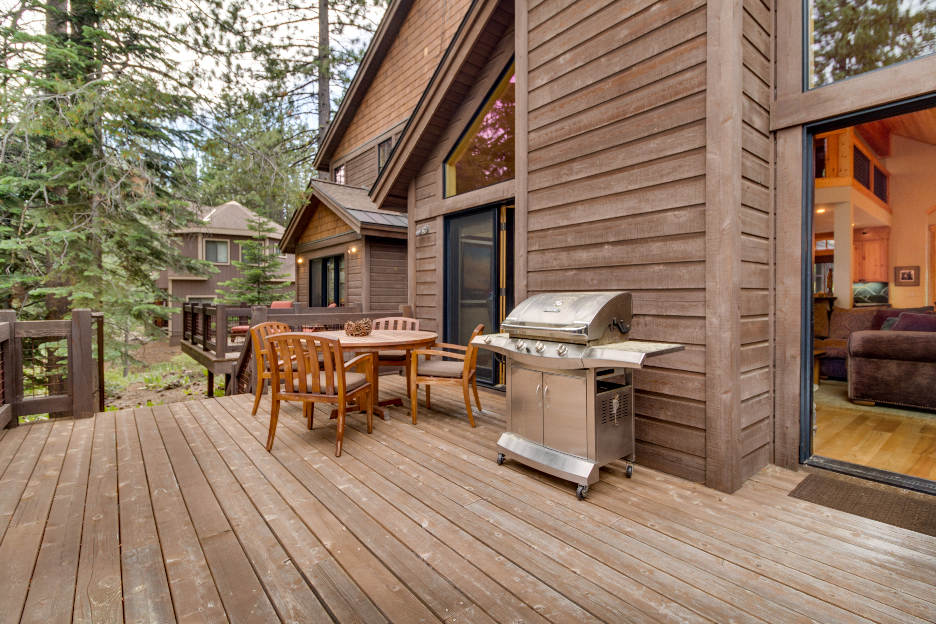 Lake Tahoe North Shore Home 978903