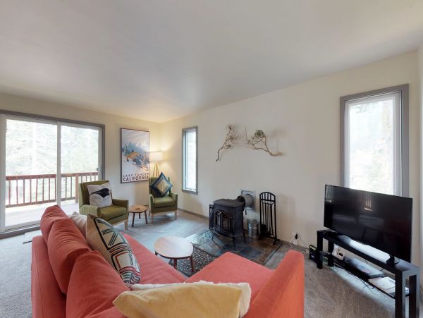 Lake Tahoe North Shore Home 978904