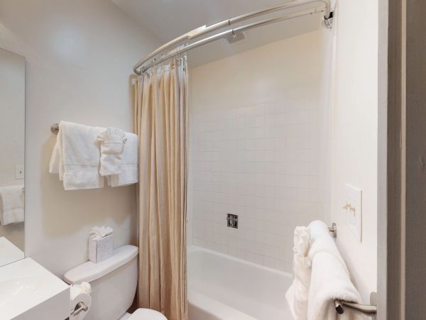 Lake Tahoe North Shore Home 978904
