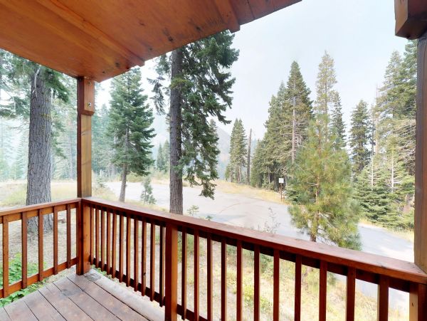 Lake Tahoe North Shore Home 978904