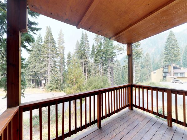 Lake Tahoe North Shore Home 978904