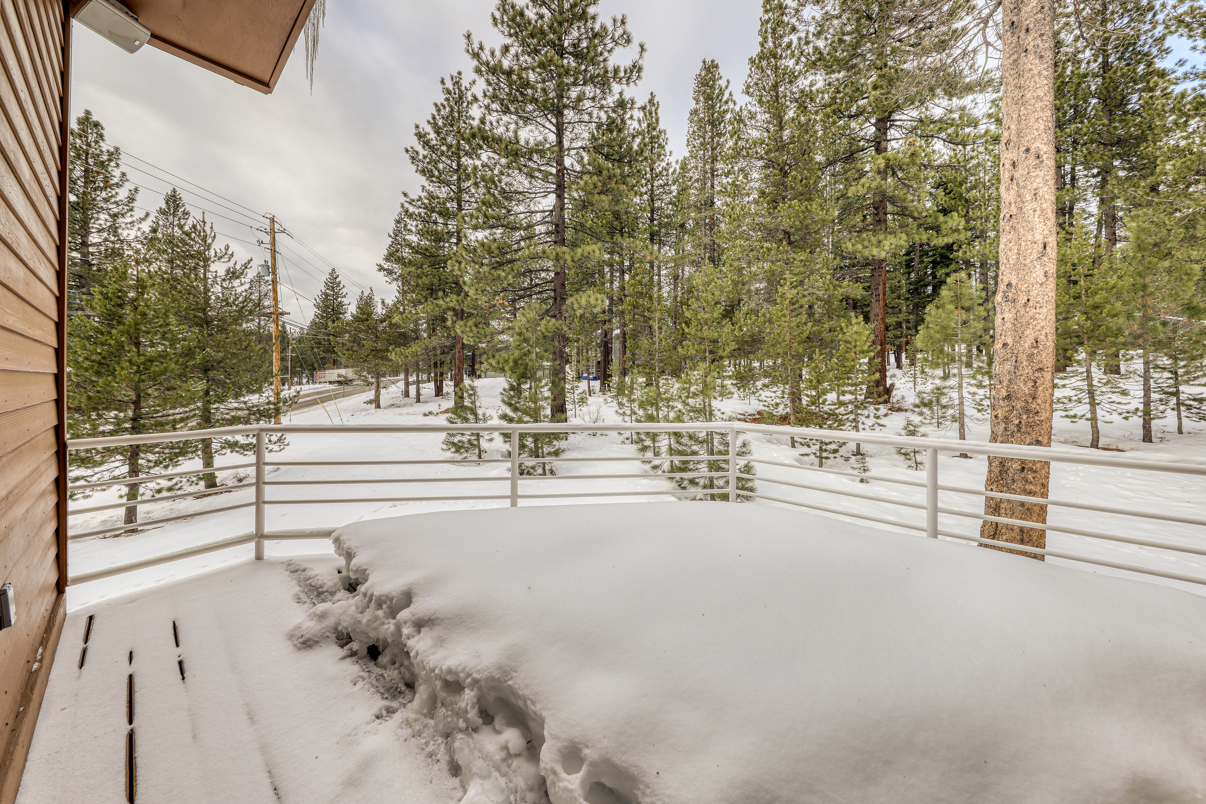 Lake Tahoe North Shore Home 978905