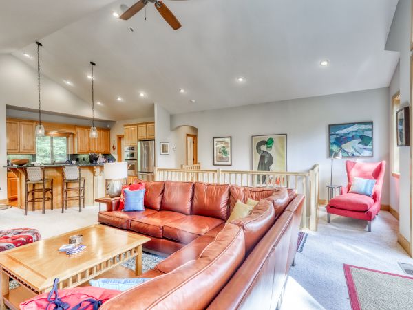 Lake Tahoe North Shore Home 978906