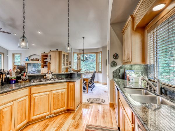 Lake Tahoe North Shore Home 978906