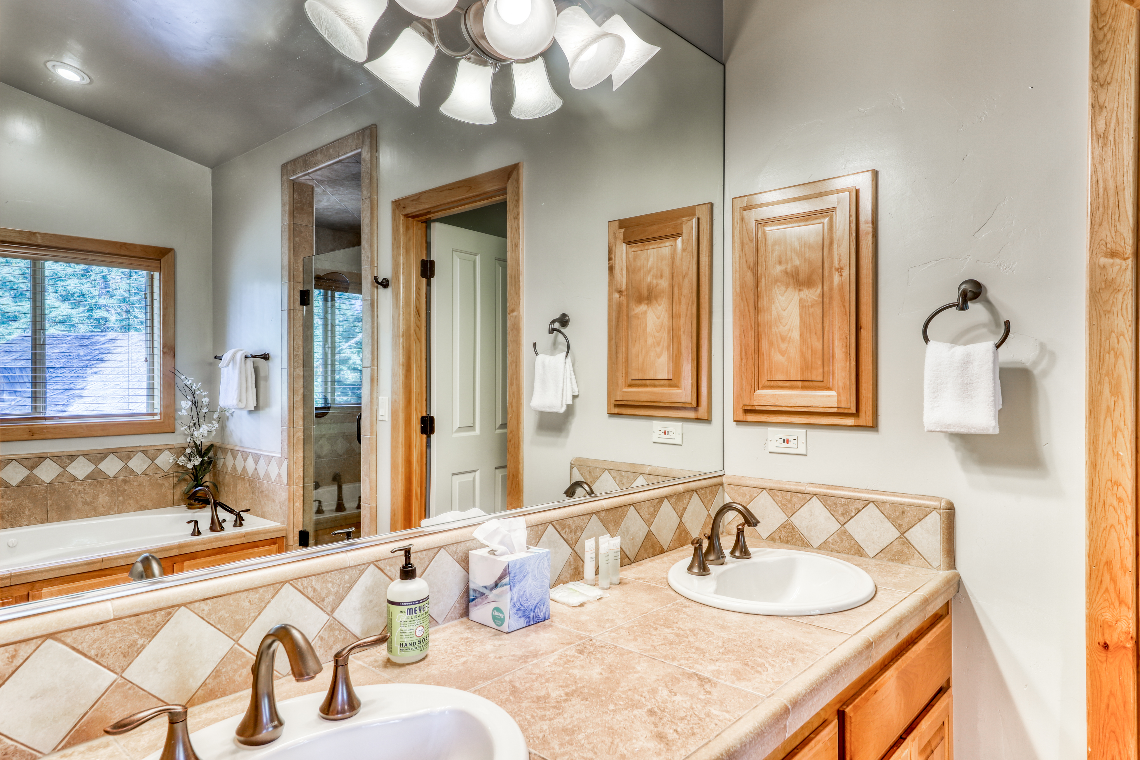 Lake Tahoe North Shore Home 978906