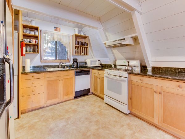 Lake Tahoe North Shore Home 978907