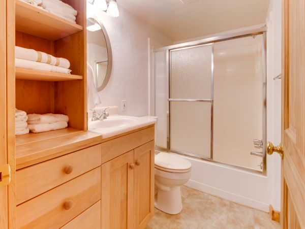 Lake Tahoe North Shore Home 978907